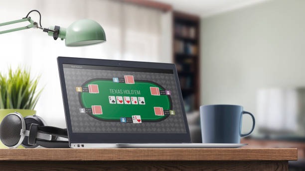 suhu777 Casino Hold'em mobile interface showing hole cards, community cards, and betting options